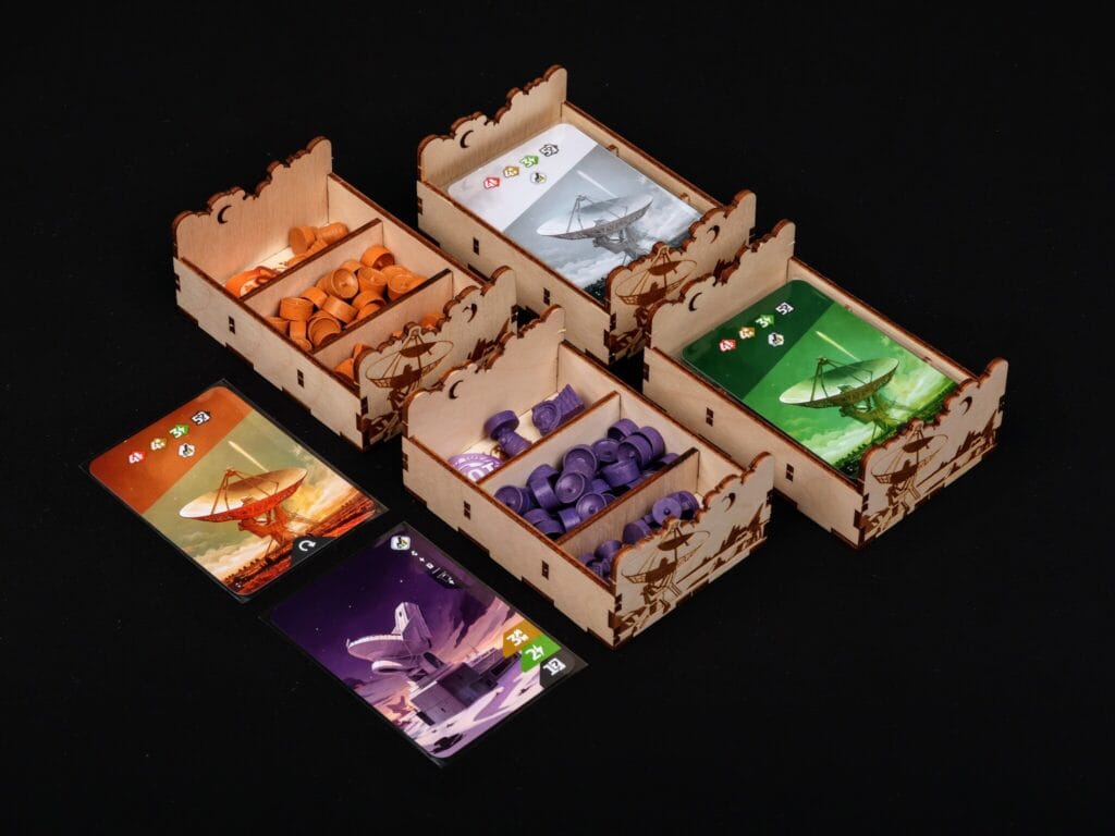 Laserox SETI Organizer Review - BoardGameShots